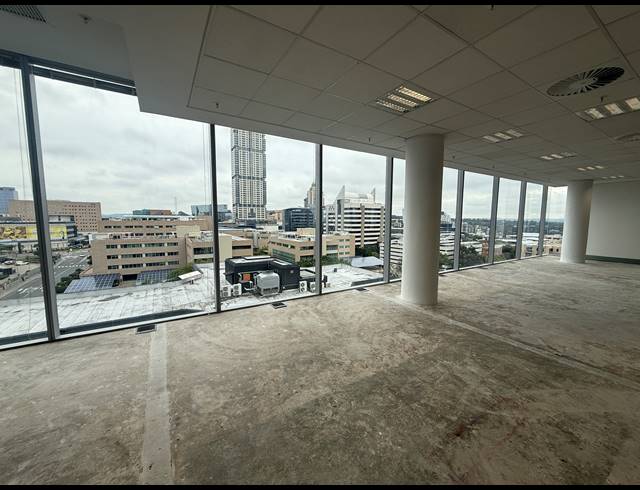 3,718M² OFFICE TO LET IN SANDTON CENTRAL